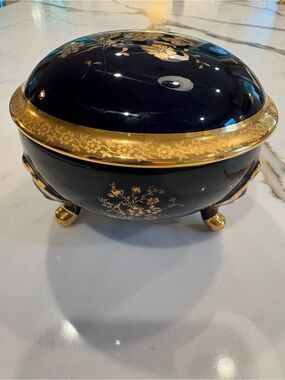 Vintage Limoges Covered Trinket Disk